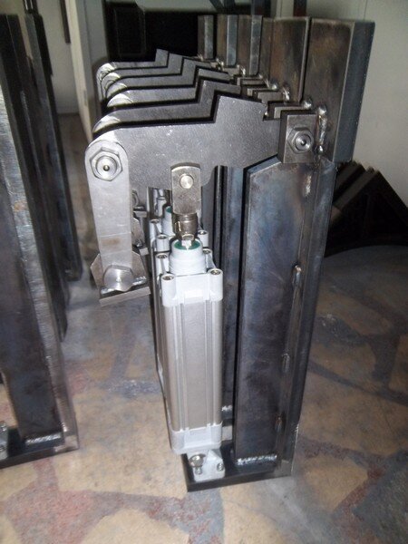 Press Scrap Guidance Systems 10 20120224 130910 01