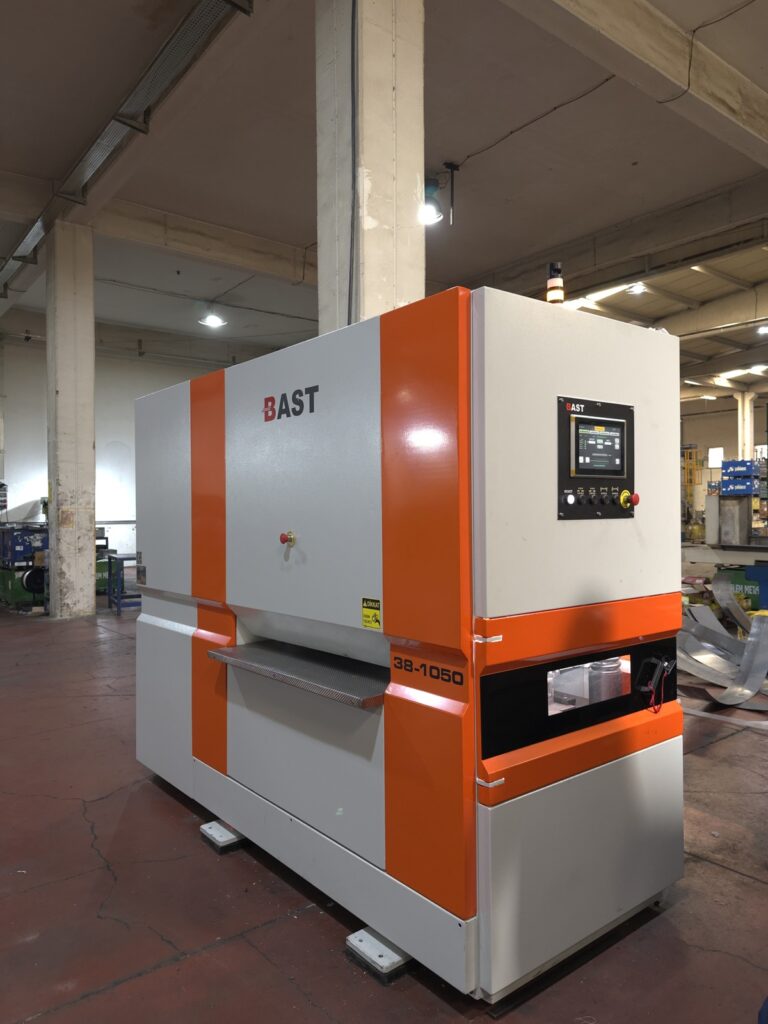 Metal İşlemede Daha Yüksek Verimlilik ve Kalite için Sac Düzleştiriciler 3 IMG 4739