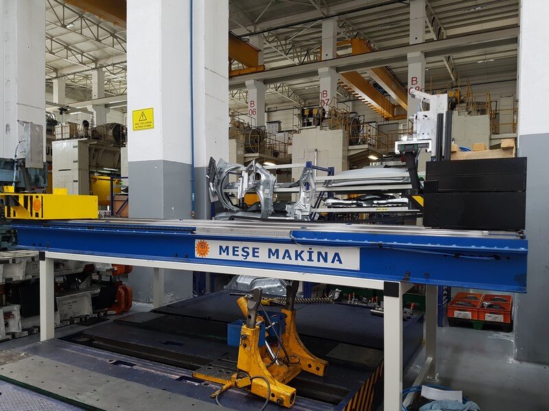 Otomotiv Yan Sanayi İçin Entegre Üretim Hatları 1 Destacker ünitesi